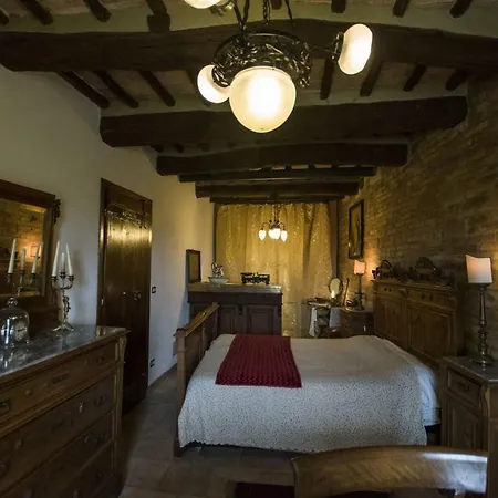 Agata מונטיצ'יאנו